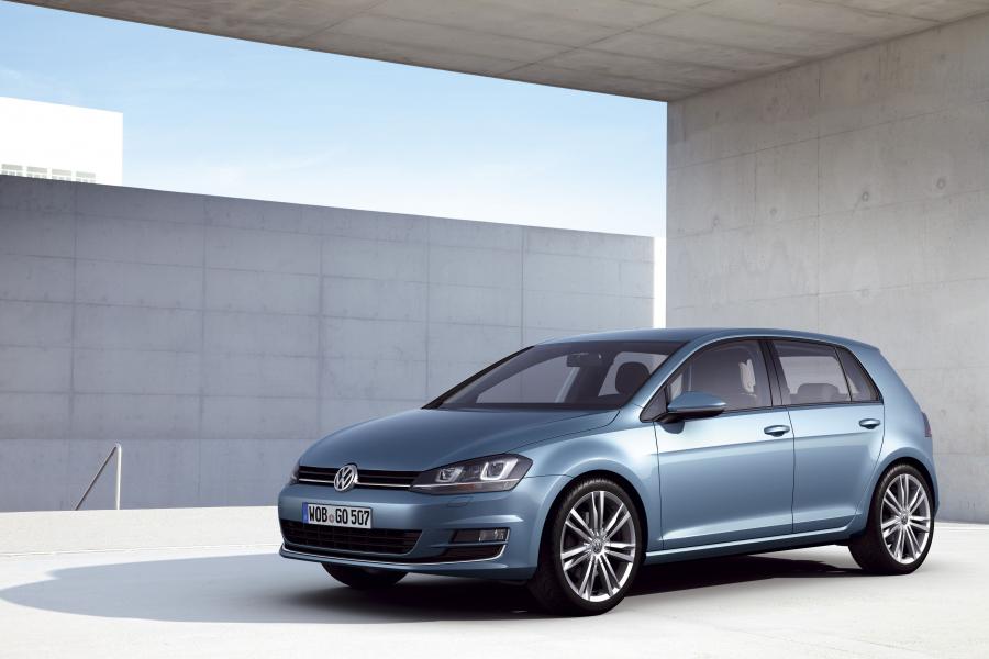  Volkswagen Golf TSI BlueMotion 2012 года  (фото 18 из 33)
